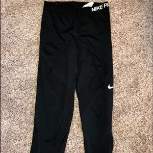 Nike pro Nike’s with details on legs